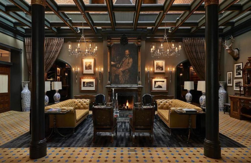 Hotel Jerome, An Auberge Resort Aspen Exterior photo